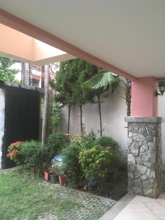 ホテル Triple Palms House チエンマイ エクステリア 写真